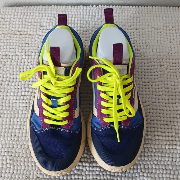 Vans Ultra Range Shoes - Picture 6 of 16